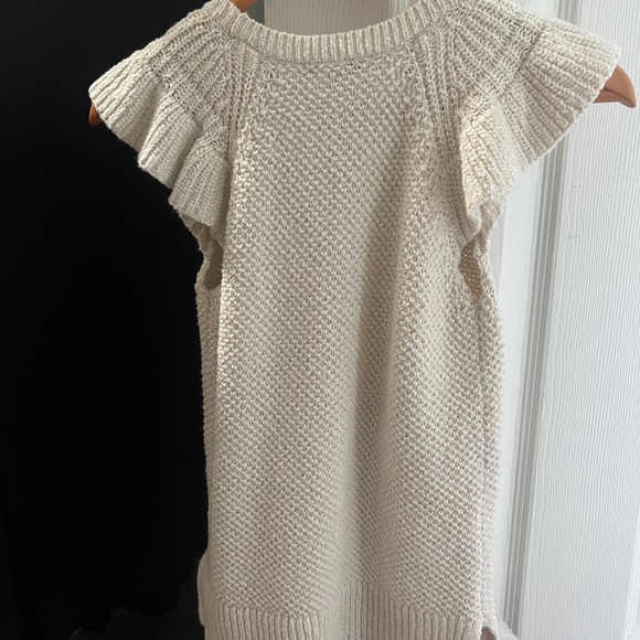 Like new Madewell sleeveless sweater - Picture 2 of 3